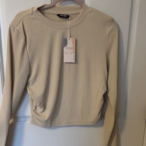 NWT BTFBM Long-Sleeve Ribbed Crewneck Top in Light Beige